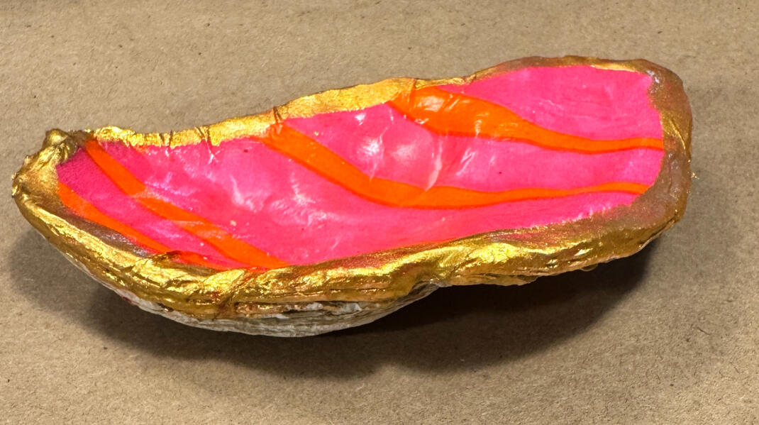 Untitled small oyster shell ring dish side